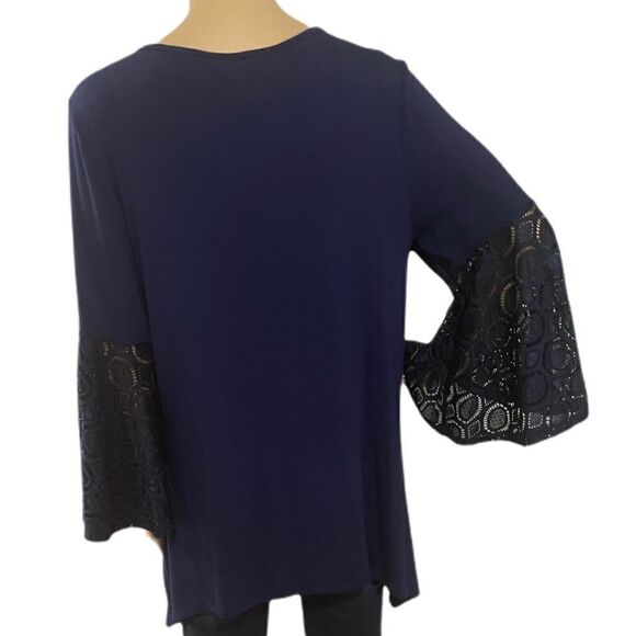 New Direction 🌷Top    - Picture 4 of 8